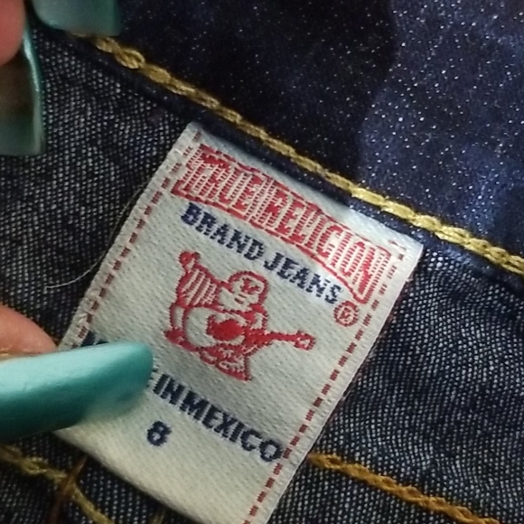 True religion Cutoffs 8 distressed - Picture 5 of 6